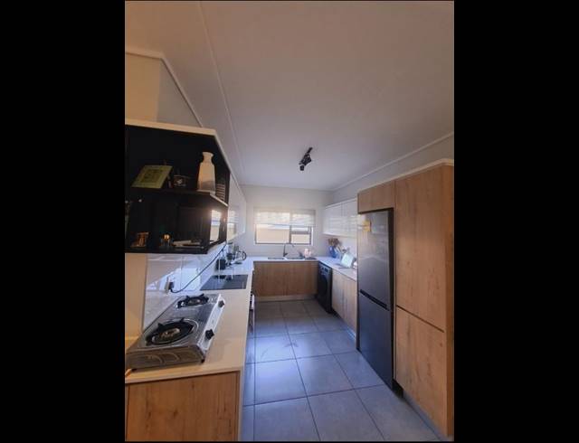 3 BEDROOM APARTMENT FOR SALE IN WATERFALL